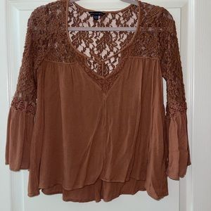 Women’s American Eagle Rusty Red Lace Detailed Long Sleeved Blouse Top